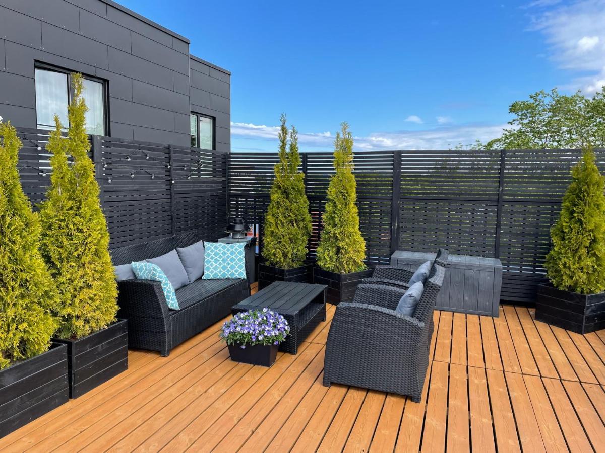 City Terrace Apartment Avangard - Large Private Roof Terrace Tallinn Eksteriør billede