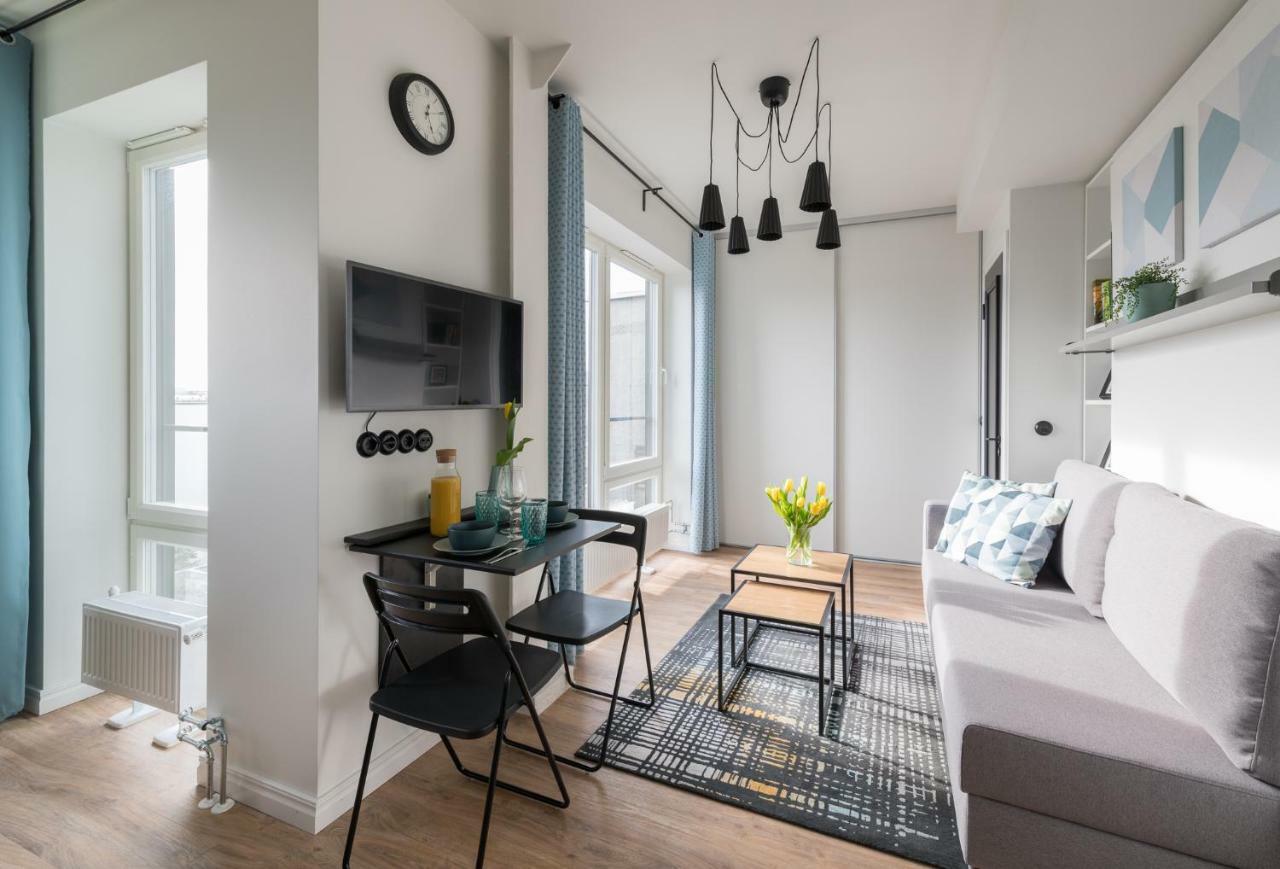 City Terrace Apartment Avangard - Large Private Roof Terrace Tallinn Eksteriør billede